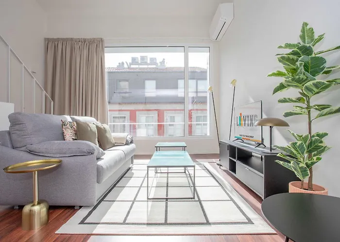 Liiiving In - Luxury Gallery I